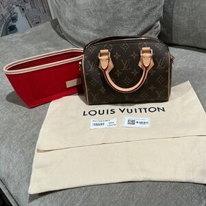 Louis Vuitton Speedy 20 in monogram